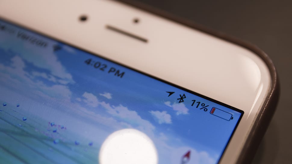 iPhone não sobe carga ou não liga? Descubra o que pode ser!